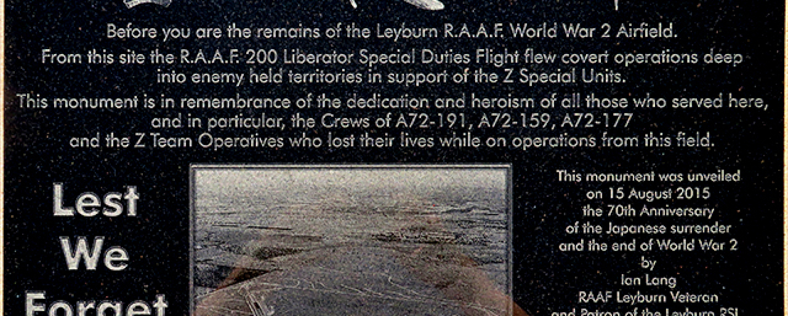 Plaque at Leyburn to celebrate Liberator bombers and the Commandos of WWII